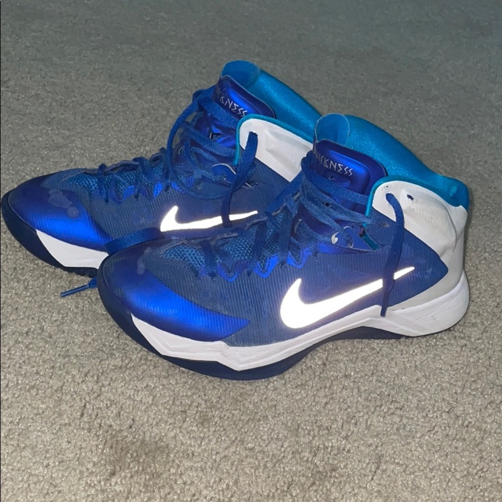 Nike Hyperquickness Women’s Basketball Shoes